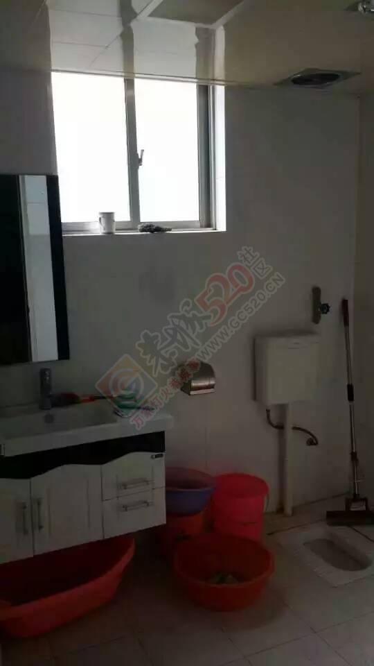 出售惠丰花园四房二厅917 / 作者:一网情深 / 帖子ID:119480