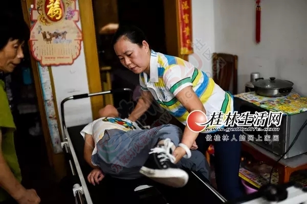 桂林患病少年背上读书， 中考“6A”好成绩震撼全桂林！273 / 作者:猫小萌 / 帖子ID:120632