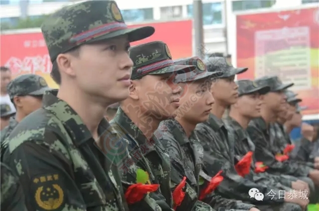 我县2015年超高质量完成征兵任务998 / 作者:社区小编 / 帖子ID:121181
