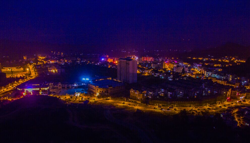 恭城的夜景太少了984 / 作者:紫乌鸦 / 帖子ID:128327