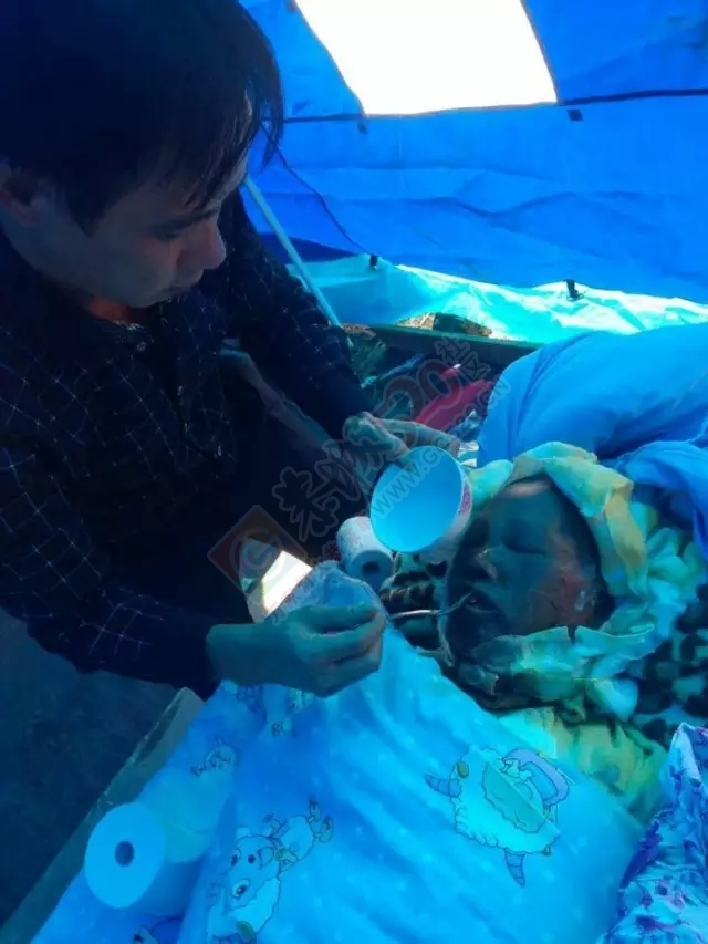 一场大火烧毁了一个幸福的家！扩散！一起帮帮他们！615 / 作者:该做的事情 / 帖子ID:159488