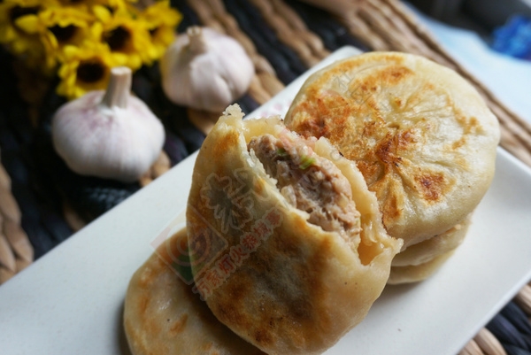 【暖冬】洋葱猪肉馅饼506 / 作者:爱生活爱美食 / 帖子ID:159630