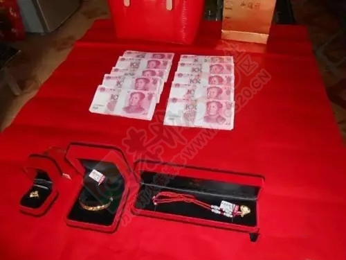 恭城男人讨老婆的传统流程是这样的32 / 作者:微观恭城 / 帖子ID:160009