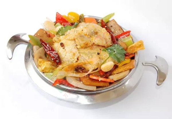 干锅鱼的家常做法917 / 作者:爱生活爱美食 / 帖子ID:160698