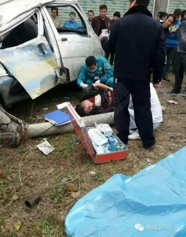 【突发】莲花独石路段，追贼者和偷车贼两车追逐发生事故，一死多伤553 / 作者:深秋的落叶 / 帖子ID:161933
