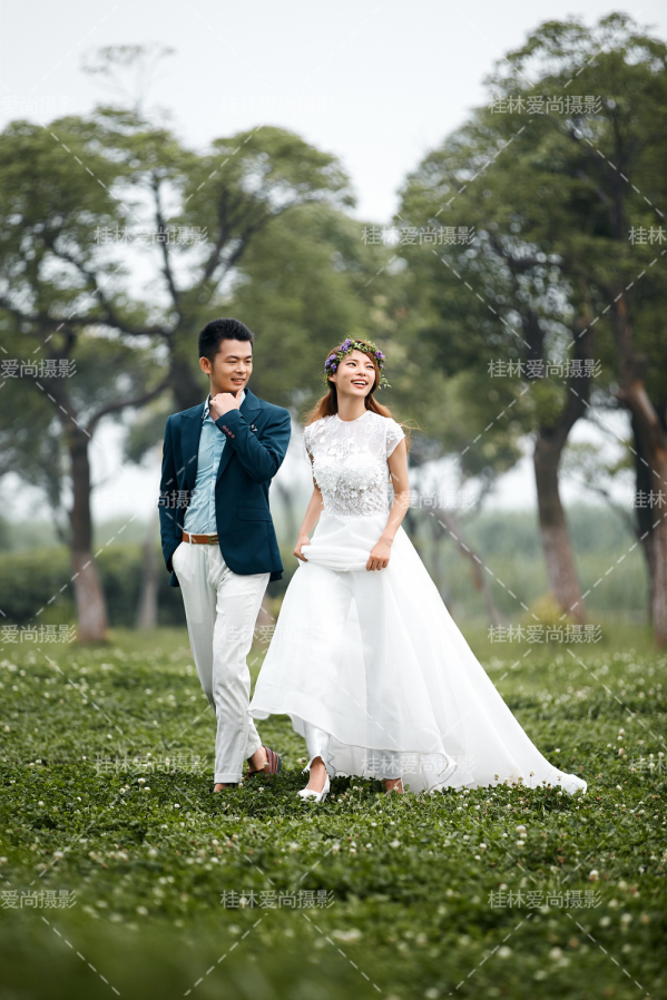 爱尚主流摄影--客片欣赏。感谢众亲亲们友情出演----爱尚与你一起诉说天荒地老···935 / 作者:风吹吹 / 帖子ID:162567