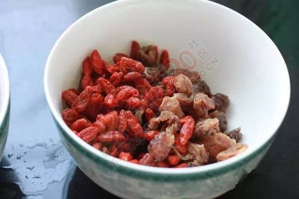 生理期糖水：吃出白嫩嫩！排毒3天瘦9斤842 / 作者:人艰不拆 / 帖子ID:163144
