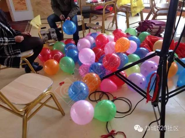恭城520年会精彩纷呈，网友看女儿跳舞意外抽中钻戒42 / 作者:深秋的落叶 / 帖子ID:163193