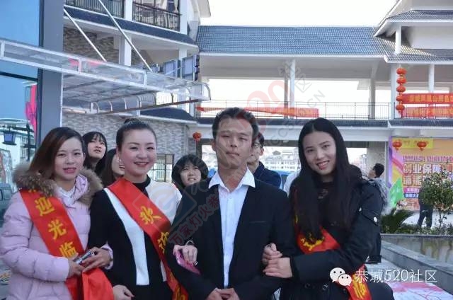 恭城520年会精彩纷呈，网友看女儿跳舞意外抽中钻戒585 / 作者:深秋的落叶 / 帖子ID:163193