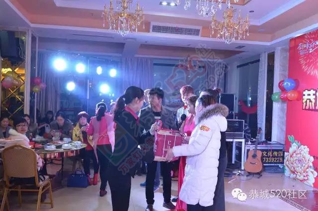 恭城520年会精彩纷呈，网友看女儿跳舞意外抽中钻戒188 / 作者:深秋的落叶 / 帖子ID:163193