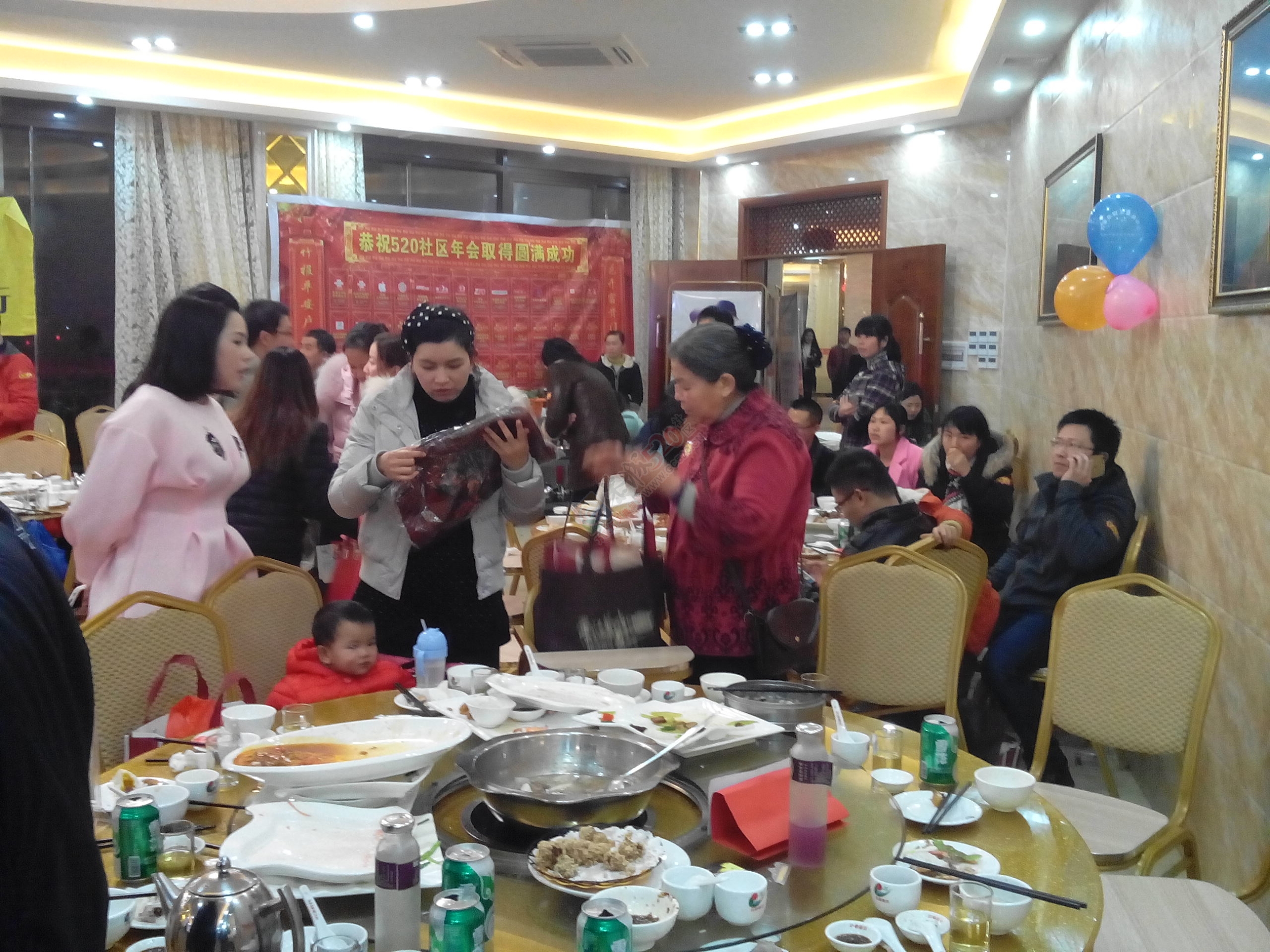 恭城520年会精彩纷呈，网友看女儿跳舞意外抽中钻戒60 / 作者:罗少爷 / 帖子ID:163193