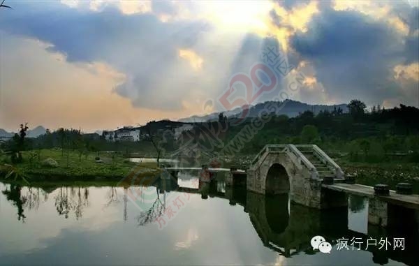 痴绝徽州，梦断江南， 新安江山水画廊赏油菜花402 / 作者:喜欢装点糊涂 / 帖子ID:163838