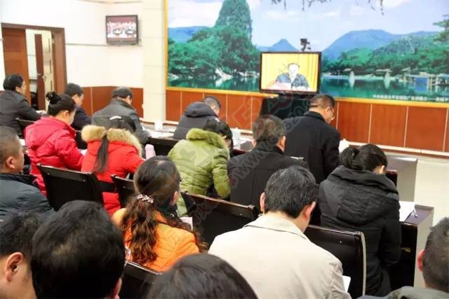 我县精心组织贫困村党组织第一书记、工作队长参加全区精准帮扶培训757 / 作者:脚踏实地 / 帖子ID:164133