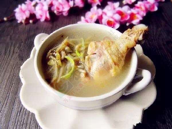 天哪！吃多了鱼腥草会变成这样，99%的恭城人还呗晓得！533 / 作者:今日恭城 / 帖子ID:168934