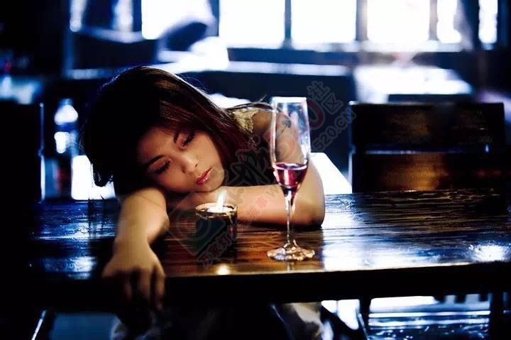 闹啥呢？广西两男子争送醉酒美女回家，互不相让闹进派出所……酒醒后美女决定……232 / 作者:喜欢装点糊涂 / 帖子ID:173666