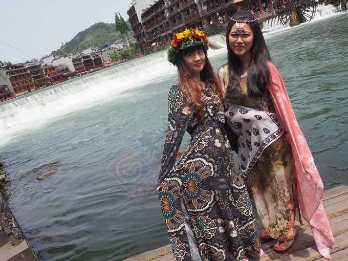 游湘西——我们那段张家界，凤凰古城的旅程分享711 / 作者:周敏敏 / 帖子ID:173699