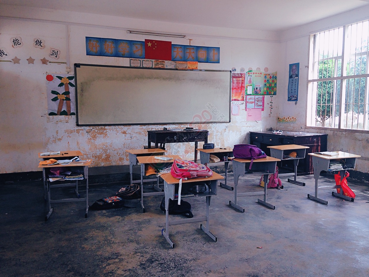 西岭新安小学现学校想建立一个图书馆，有闲书的可以来捐了617 / 作者:恭城520小奈姐姐 / 帖子ID:174183