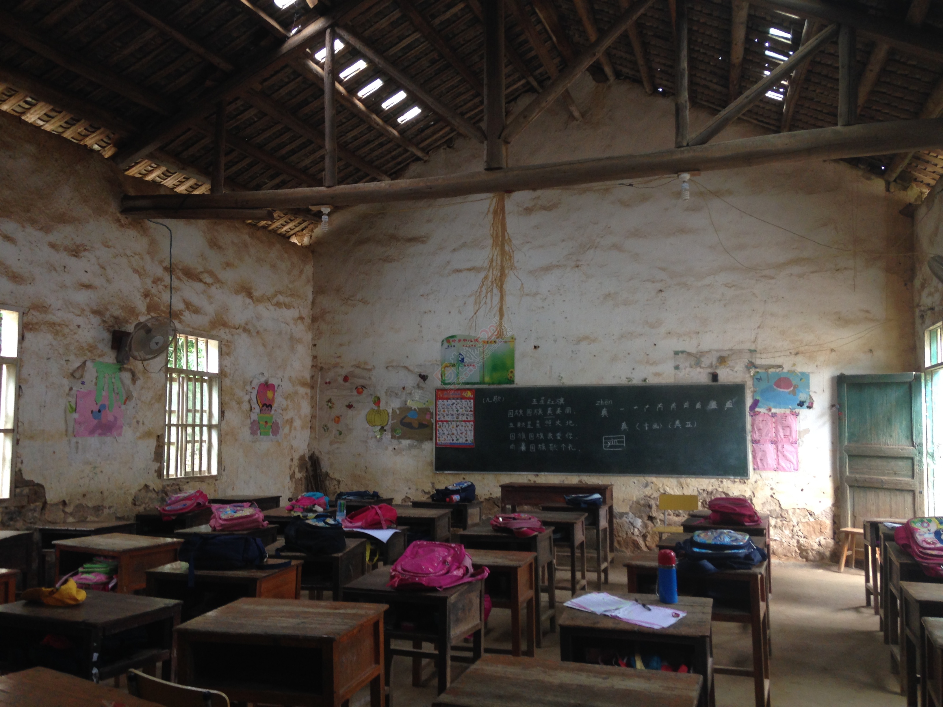 西岭新安小学现学校想建立一个图书馆，有闲书的可以来捐了14 / 作者:恭城520小奈姐姐 / 帖子ID:174183