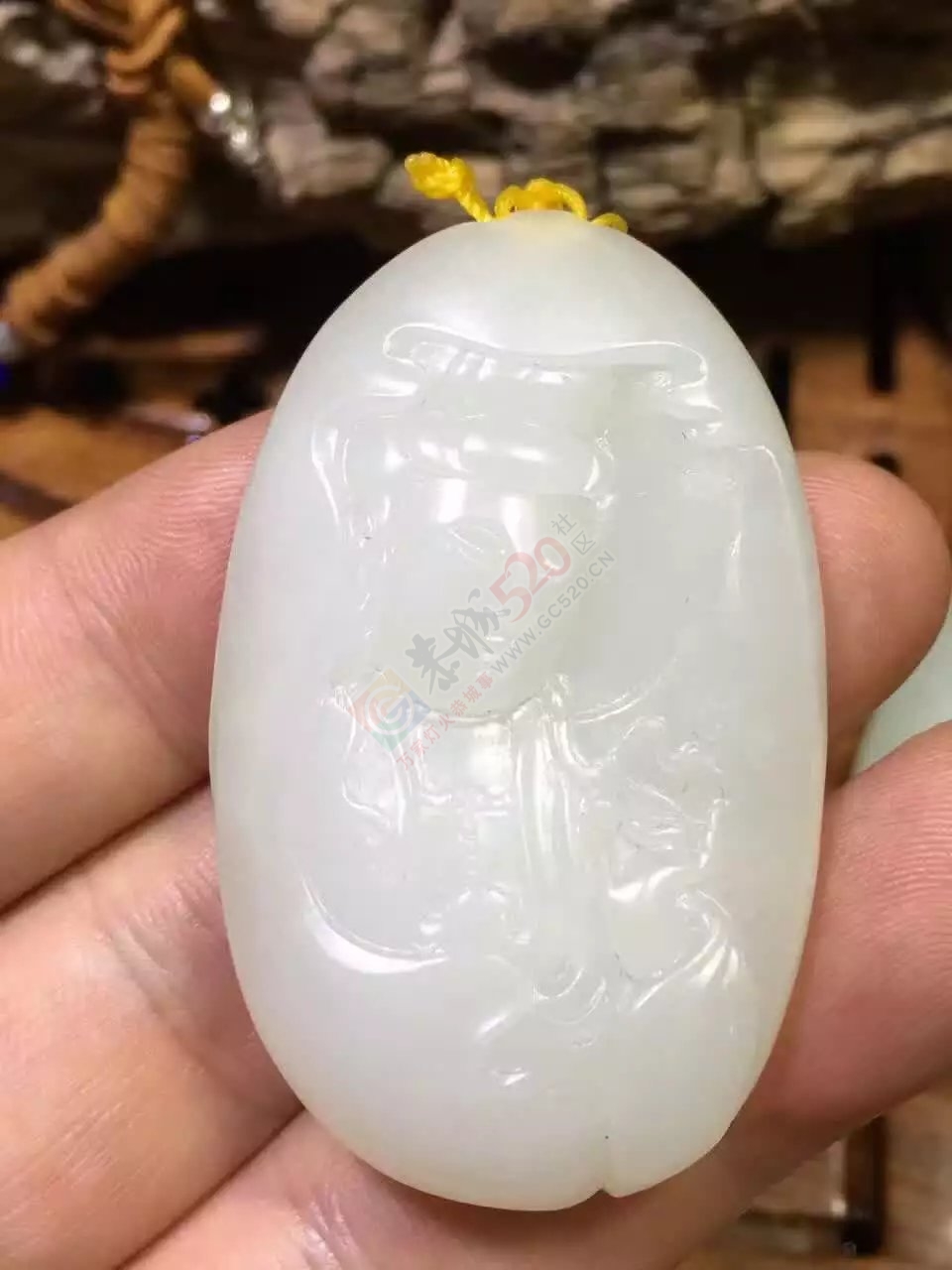 新疆和田羊脂白玉籽料观音724 / 作者:错了_Zfm79 / 帖子ID:176123