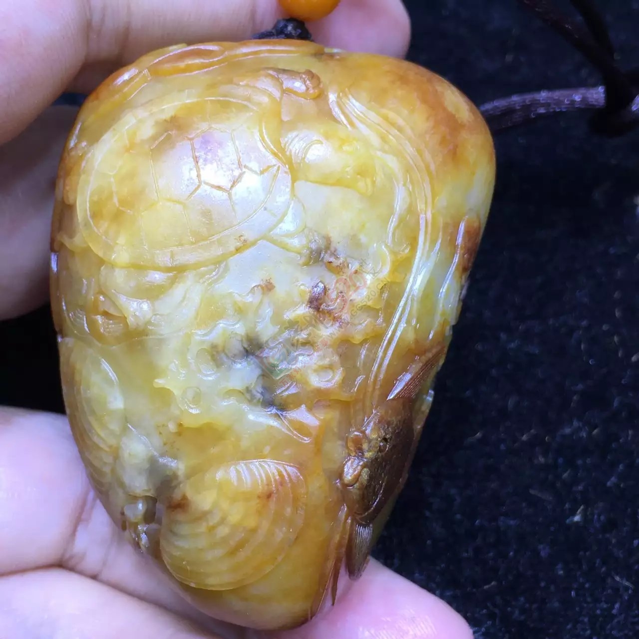 新疆和田玉籽料沁皮独籽一枚181 / 作者:错了0227 / 帖子ID:176440