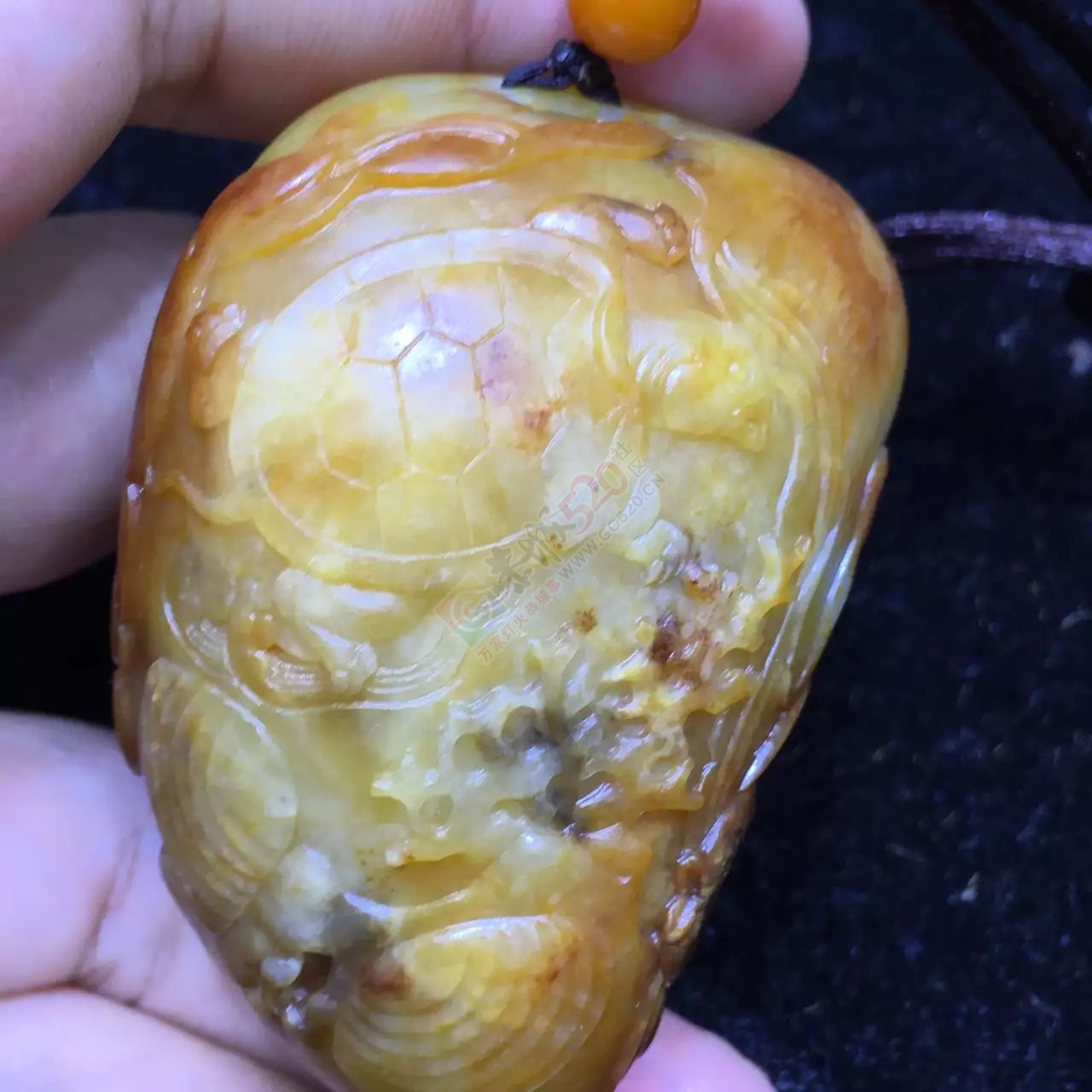 新疆和田玉籽料沁皮独籽一枚548 / 作者:错了0227 / 帖子ID:176440
