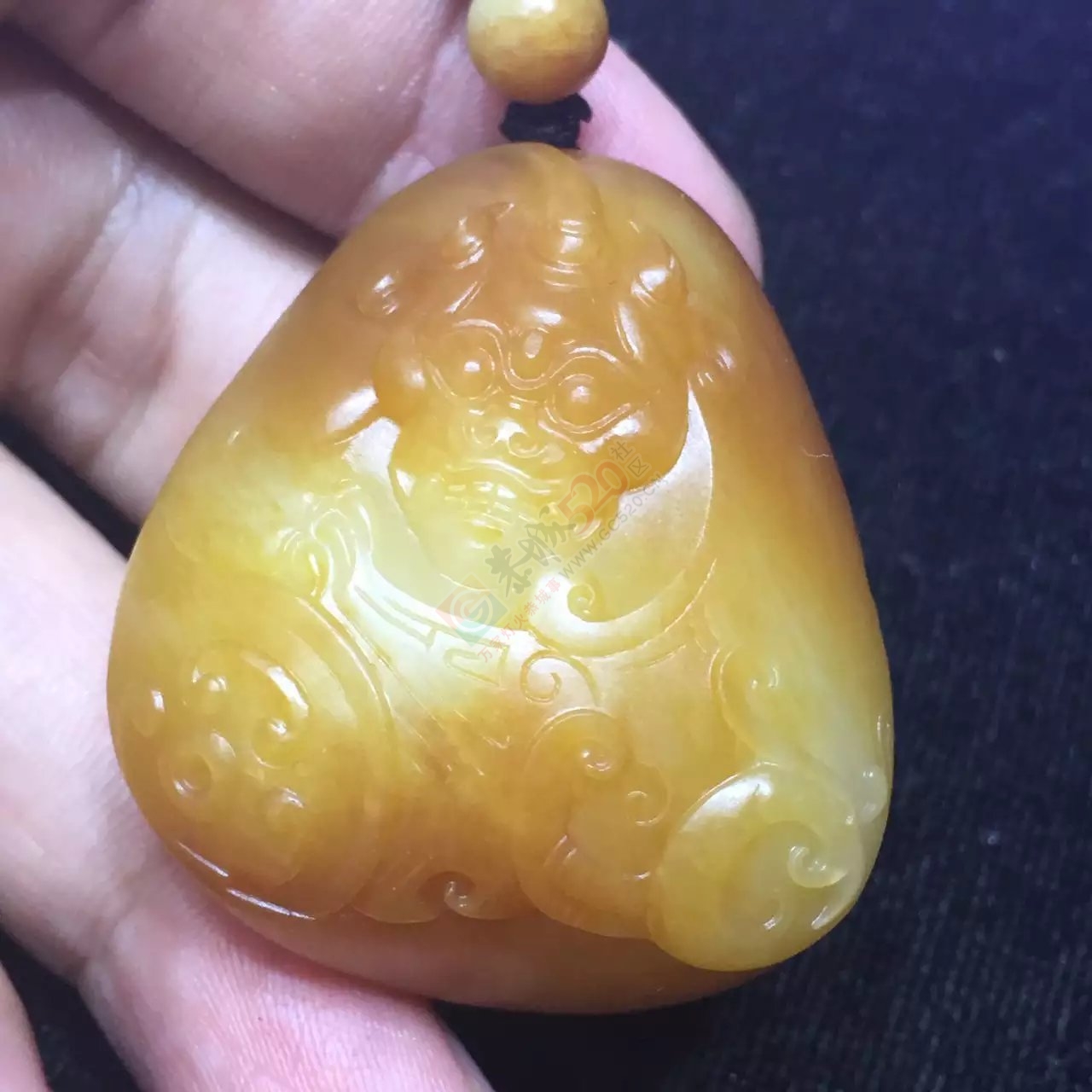 新疆和田玉黄沁籽料貔貅680 / 作者:错了0227 / 帖子ID:176534