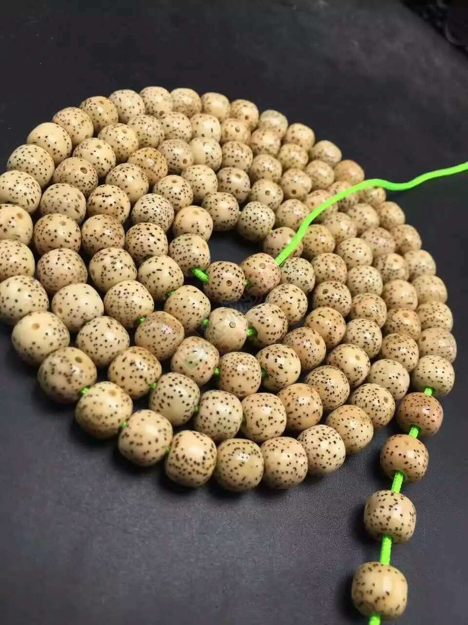喜欢玩星月和佛珠的可以一起交流下，新人贴，多支持，本人有很多玩佛珠的心得515 / 作者:猎鹿 / 帖子ID:176762