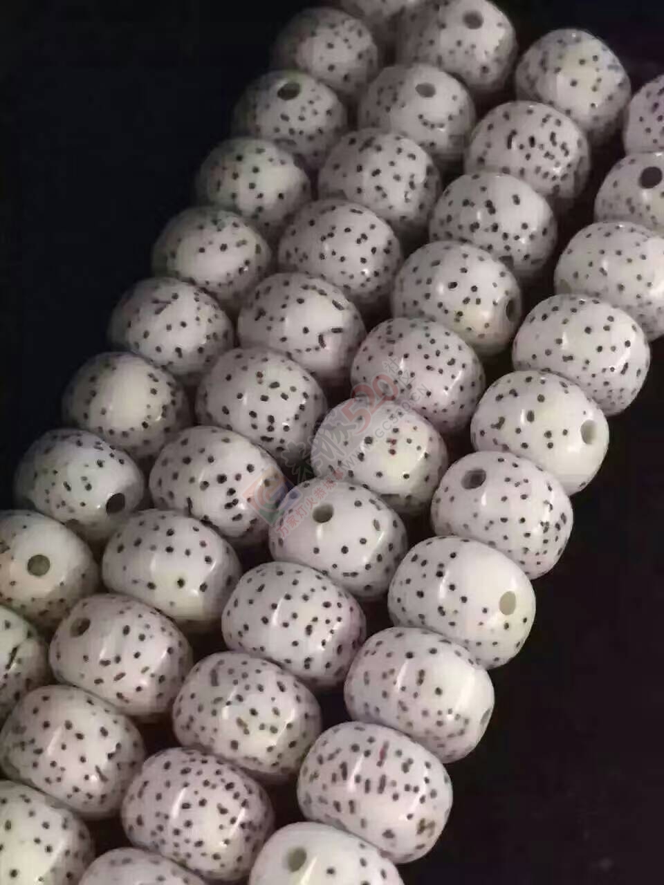 喜欢玩星月和佛珠的可以一起交流下，新人贴，多支持，本人有很多玩佛珠的心得851 / 作者:猎鹿 / 帖子ID:176762