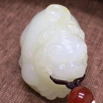 闲置50g一级白和田玉籽料作品——招财貔貅705 / 作者:晚霞行千里 / 帖子ID:177212