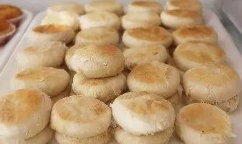 恭城哪里的月饼好吃点558 / 作者:晨唤 / 帖子ID:177880
