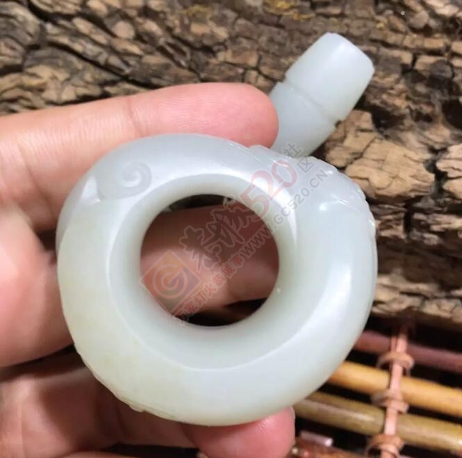 出手和田籽料貔貅扳指把件435 / 作者:月落风 / 帖子ID:177904