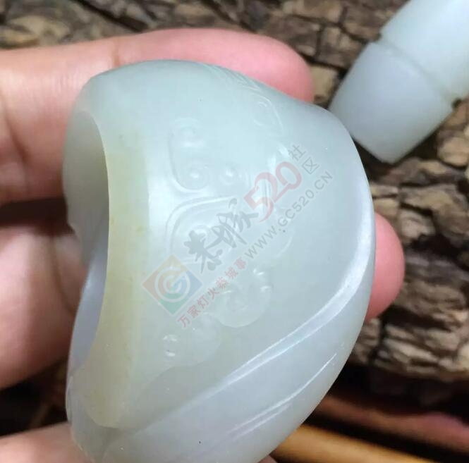 出手和田籽料貔貅扳指把件403 / 作者:月落风 / 帖子ID:177904