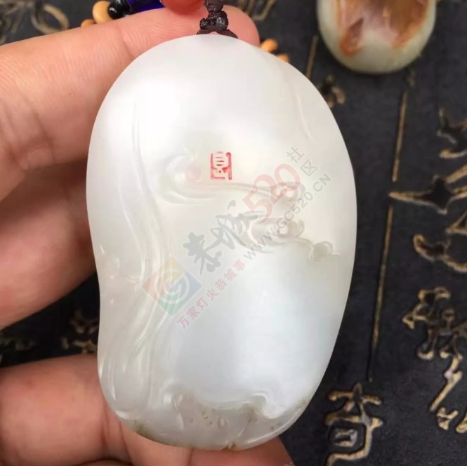 出手和田玉籽料龙凤呈祥853 / 作者:月落风 / 帖子ID:178230