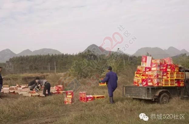 恭城栗木一私营烟花爆竹仓库被查处，几千件烟花爆竹被集中销毁993 / 作者:以空。 / 帖子ID:185191