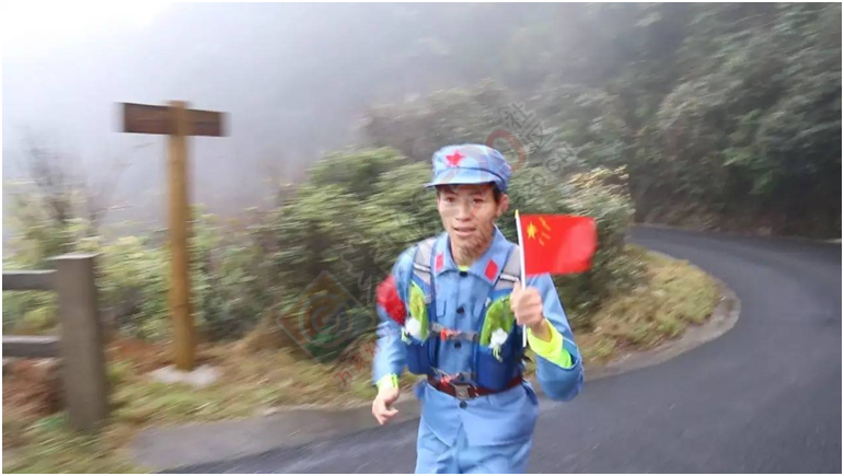 八桂网友齐聚猫儿山，纪念红军长征胜利壮举774 / 作者:社区小编 / 帖子ID:190931