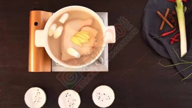 这只鸡，光看就让人口水直流！隔着屏幕就闻到香味……900 / 作者:怡儿妖妖 / 帖子ID:193903