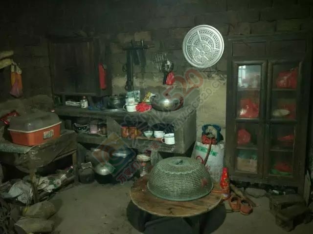 恭城平安乡一低保户家中遭窃贼，村民爱心暖三春！323 / 作者:古建灵韵 / 帖子ID:194296