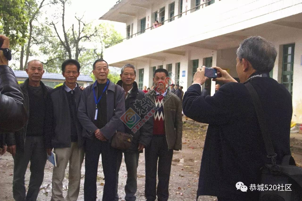 【缅怀历史 不忘初衷】 峻山水库青年渡槽建成40周年纪念活动圆满举行！170 / 作者:社区小编 / 帖子ID:197528