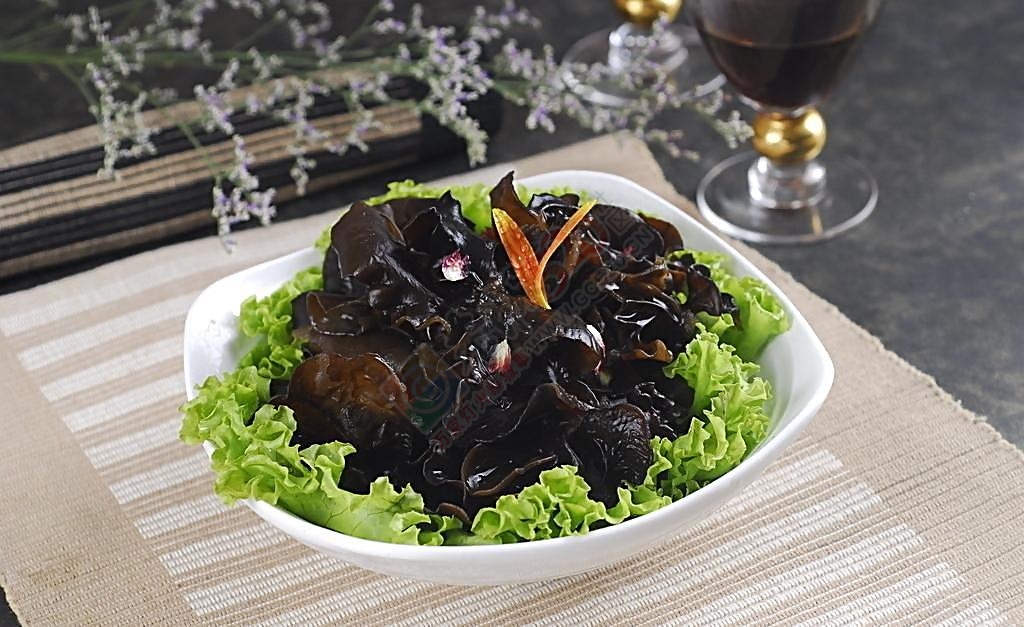 木耳有黑白之分，营养健康食材，互搭更养生！188 / 作者:疾控客服 / 帖子ID:207512