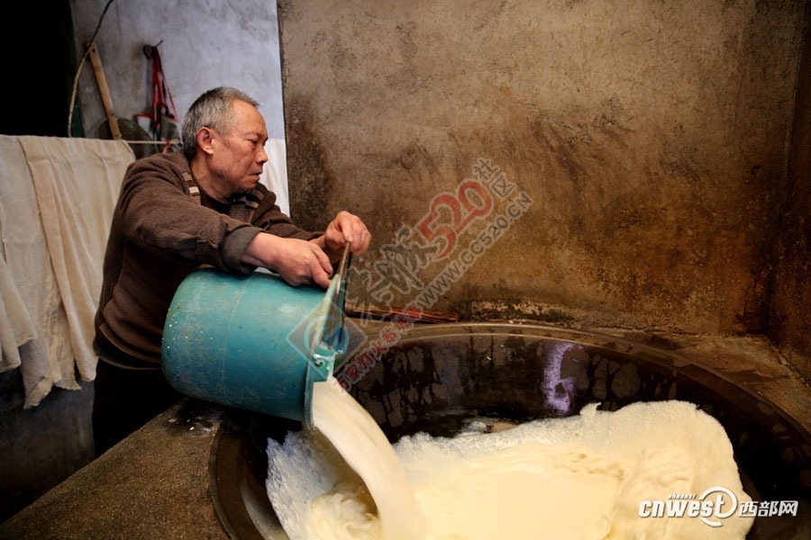 六旬盲人做豆腐养家，用耳朵听豆浆是否煮沸752 / 作者:我一俗人 / 帖子ID:207690