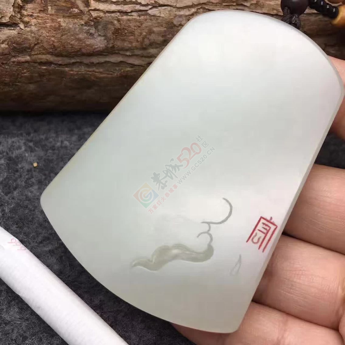 超低价转让一块和田玉观音牌子734 / 作者:晚霞行千里 / 帖子ID:222988