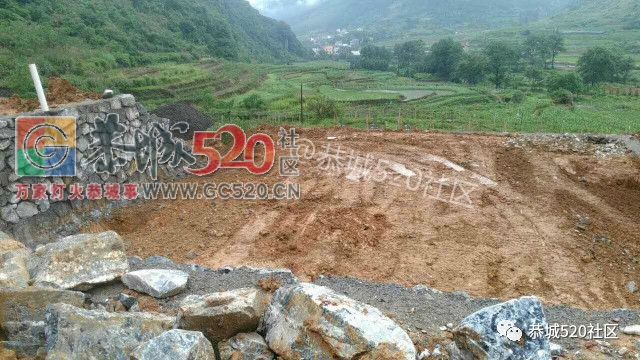 【恭城身边事】北溪至东科路段碎石满地危机四伏；邓扒格桑花海被任性踩踏让人唾524 / 作者:社区小编 / 帖子ID:232503