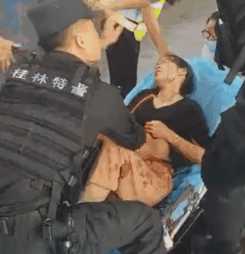 【突发】桂林宁远桥上一女子被捅伤，伤人男子跳河逃跑被民警抓获！654 / 作者:社区小编 / 帖子ID:232760