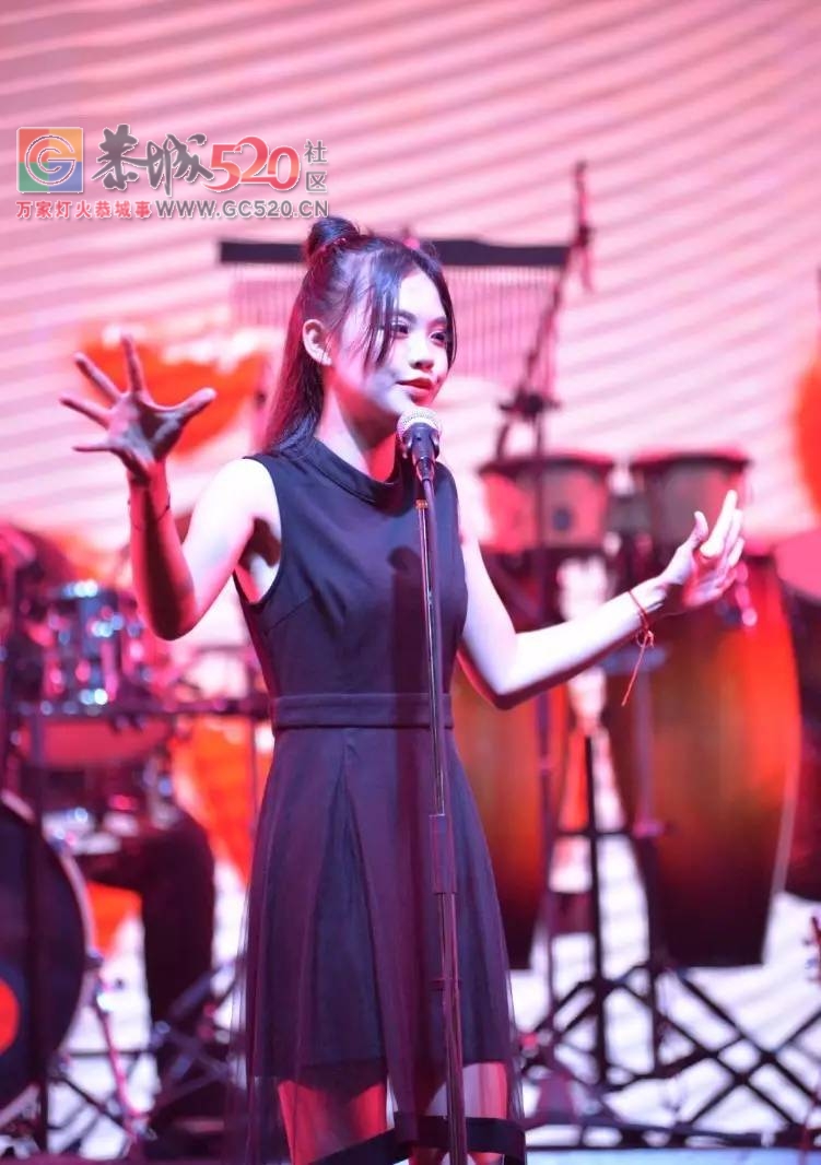 恭城茶江音乐节现场高清大图、全程直播视频来袭！没去现场的朋友一定不能错过！898 / 作者:分类小编 / 帖子ID:235256