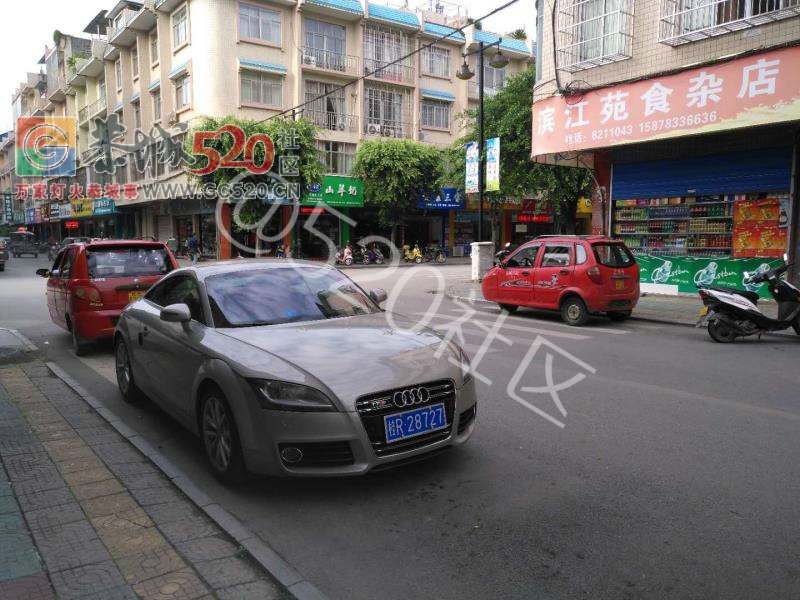 实在可恶！——恭城多条街道乱停车，占用生命通道。72 / 作者:等风十里 / 帖子ID:241116