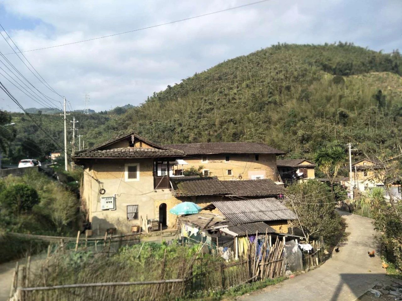 恭城三江小伙千里徒步回家过年第4天，行走60公里，已到南靖土楼~960 / 作者:深秋的落叶 / 帖子ID:267202