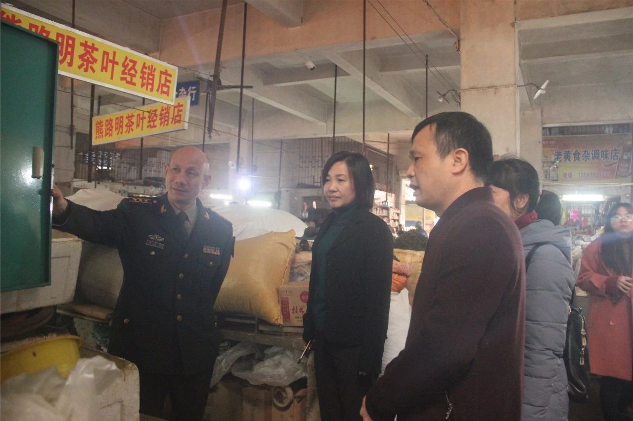 县领导带队开展安全生产大检查452 / 作者:看清所以看轻 / 帖子ID:267259
