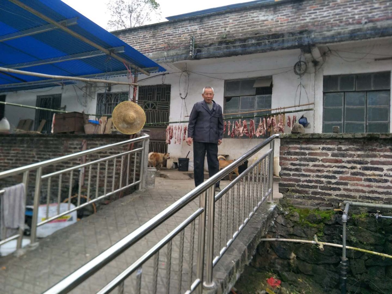 恭城三江小伙千里徒步回家过年第13天，徒步51公里，到达阳山县凤埠镇392 / 作者:深秋的落叶 / 帖子ID:267284