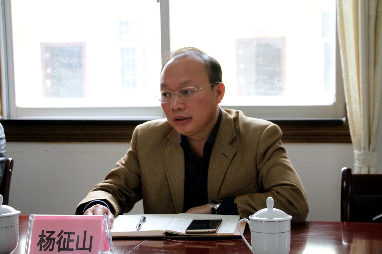 邓晓强就农业农村发展进行专题调研492 / 作者:人艰不拆 / 帖子ID:267615