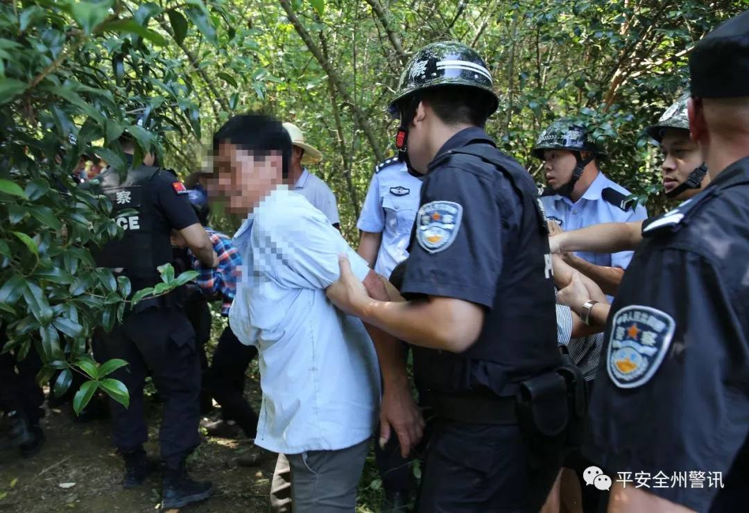 桂林这村子出什么事了？多名警察全副武装，10人被当场带走！925 / 作者:快乐.每一天 / 帖子ID:268563